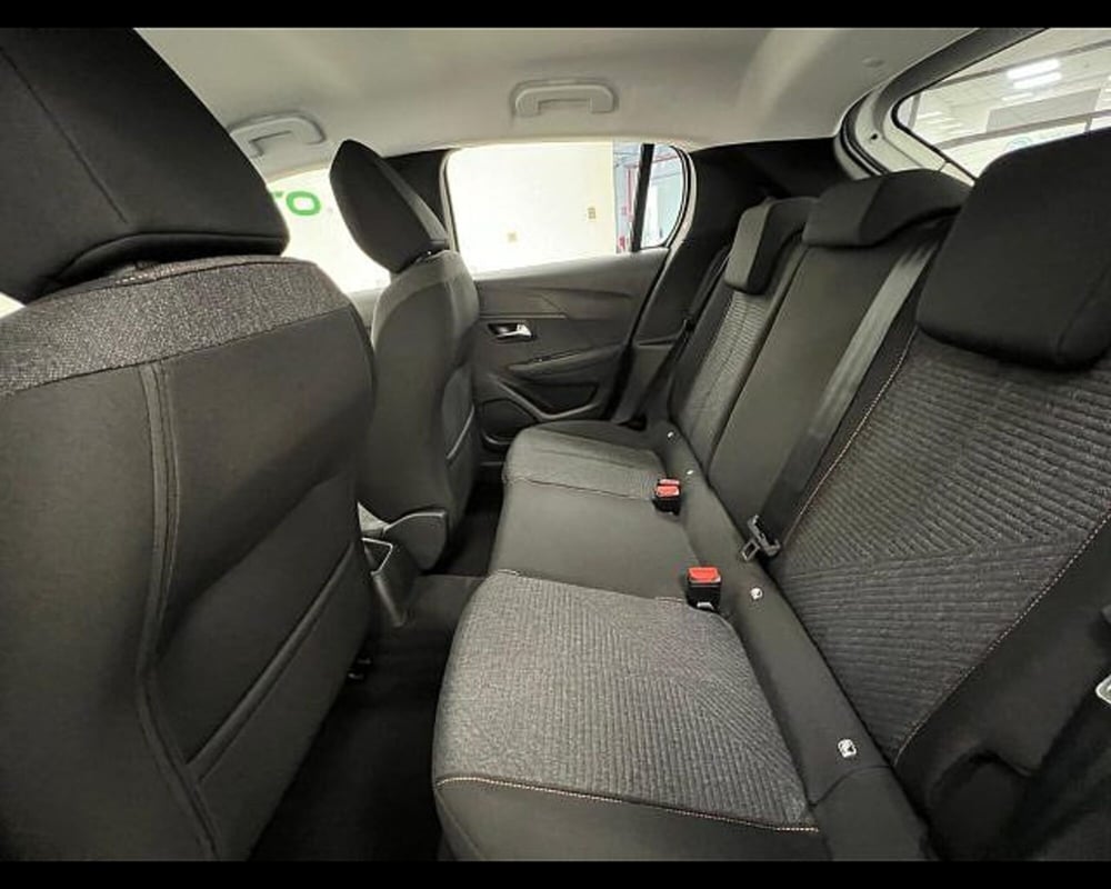 Peugeot 208 nuova a Alessandria (9)
