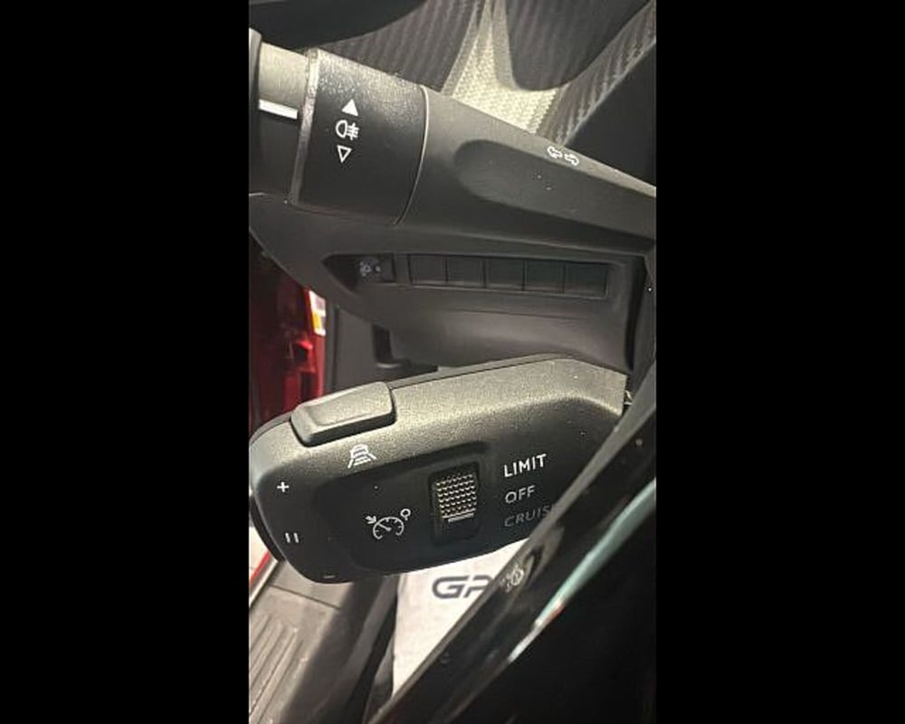 Peugeot 2008 nuova a Alessandria (10)