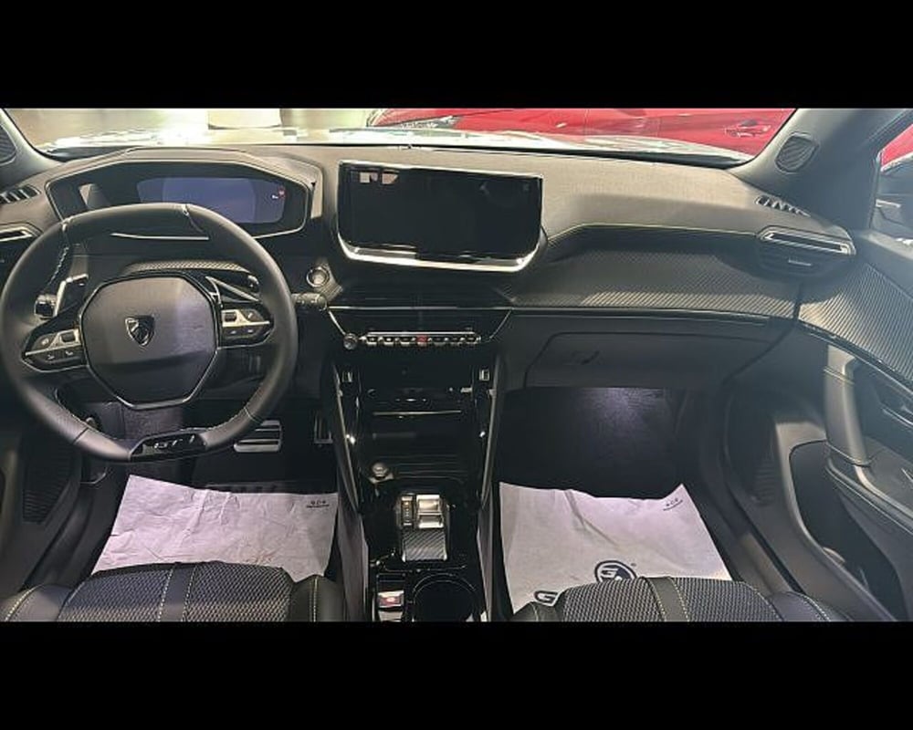 Peugeot 2008 nuova a Alessandria (10)