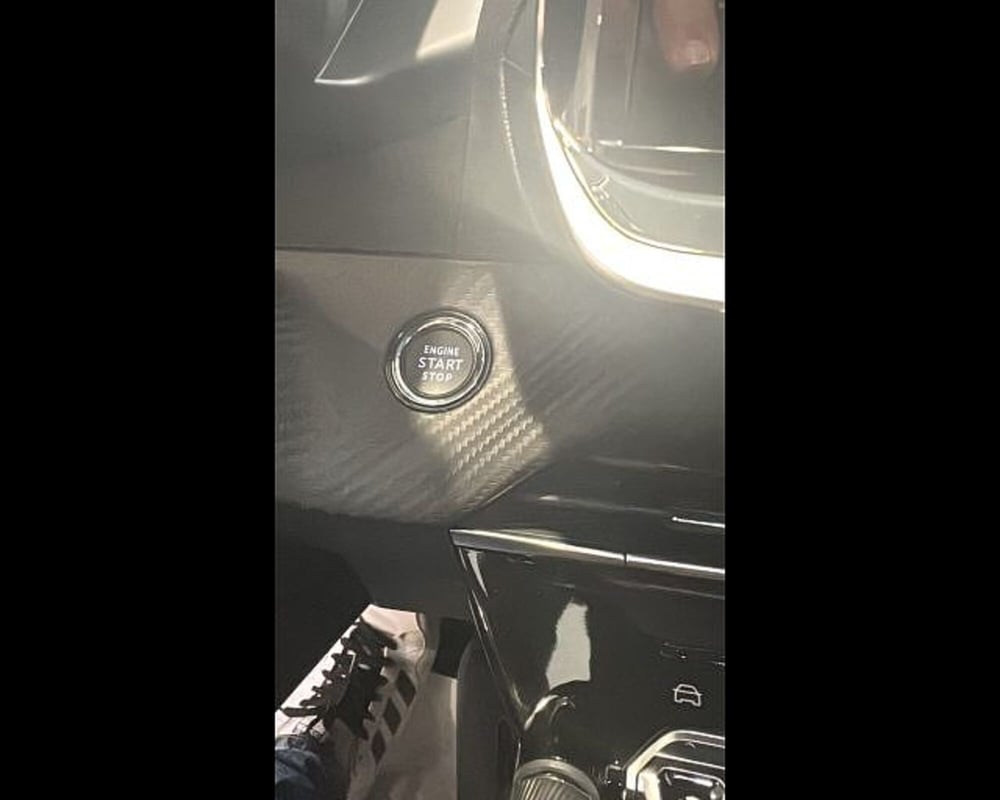 Peugeot 2008 nuova a Alessandria (16)