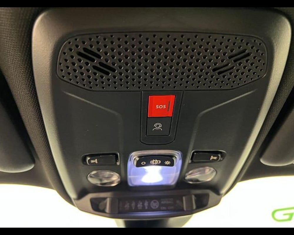 Peugeot 2008 nuova a Alessandria (11)