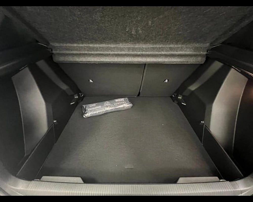 Peugeot 2008 nuova a Alessandria (12)
