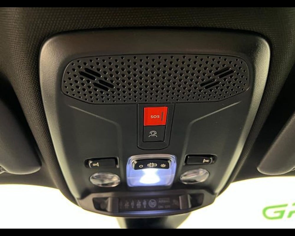 Peugeot 2008 nuova a Alessandria (18)