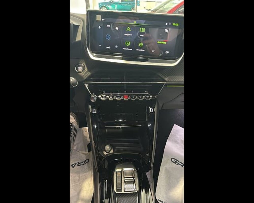 Peugeot 2008 nuova a Alessandria (12)
