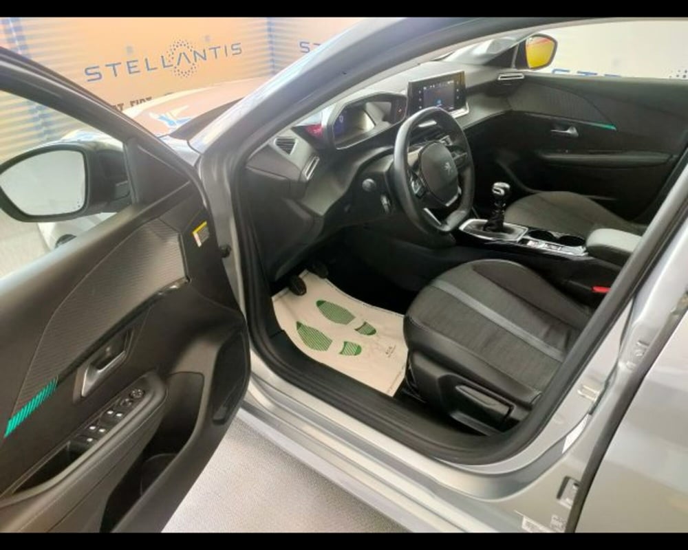 Peugeot 208 usata a Aosta (5)