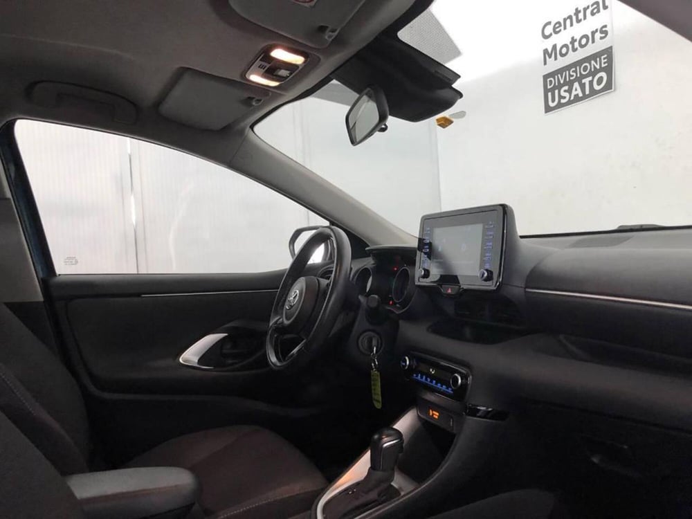 Toyota Yaris Cross usata a Torino (8)