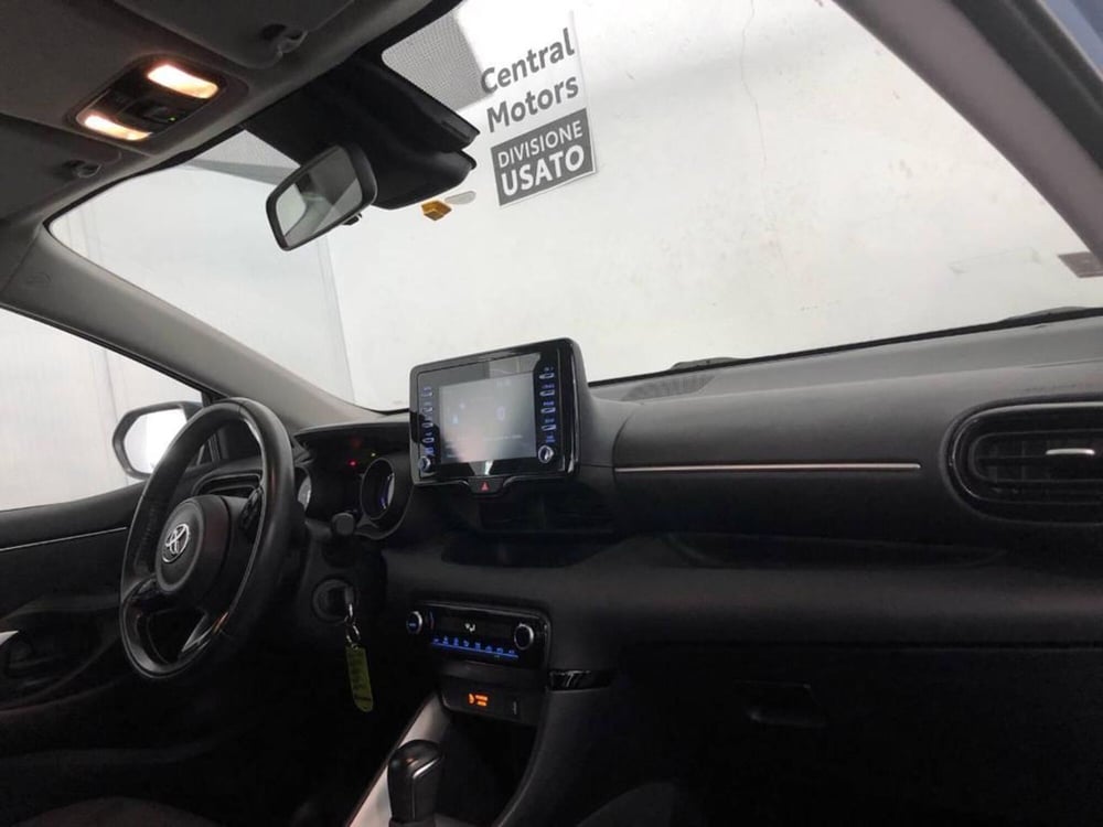 Toyota Yaris Cross usata a Torino (9)