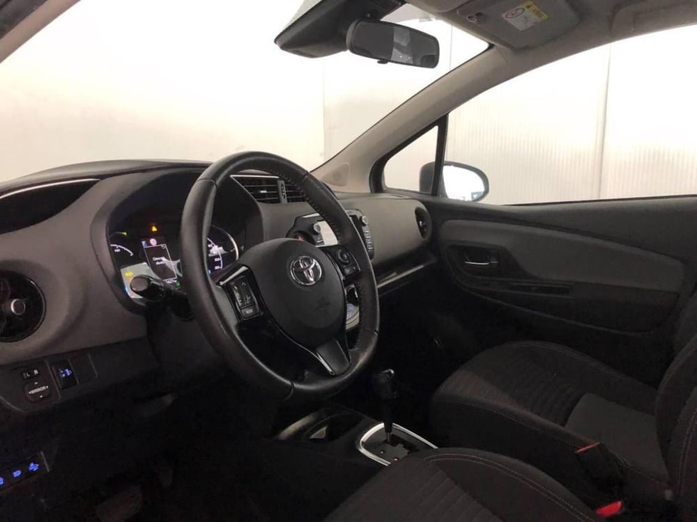 Toyota Yaris Cross nuova a Torino (11)