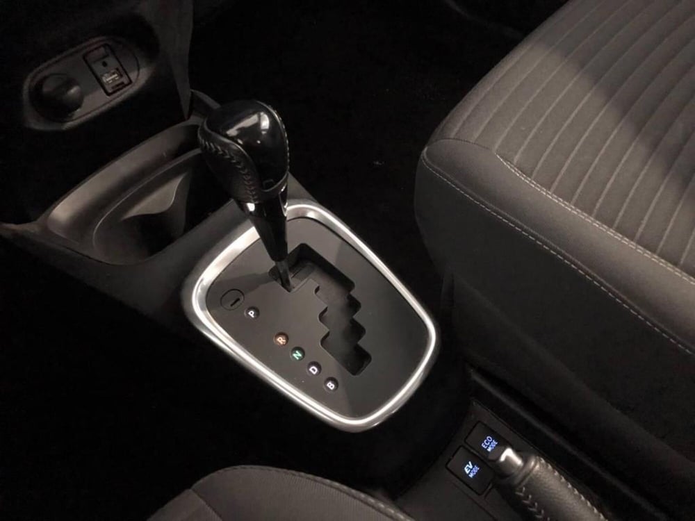 Toyota Yaris Cross nuova a Torino (13)