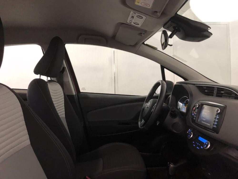 Toyota Yaris Cross nuova a Torino (4)