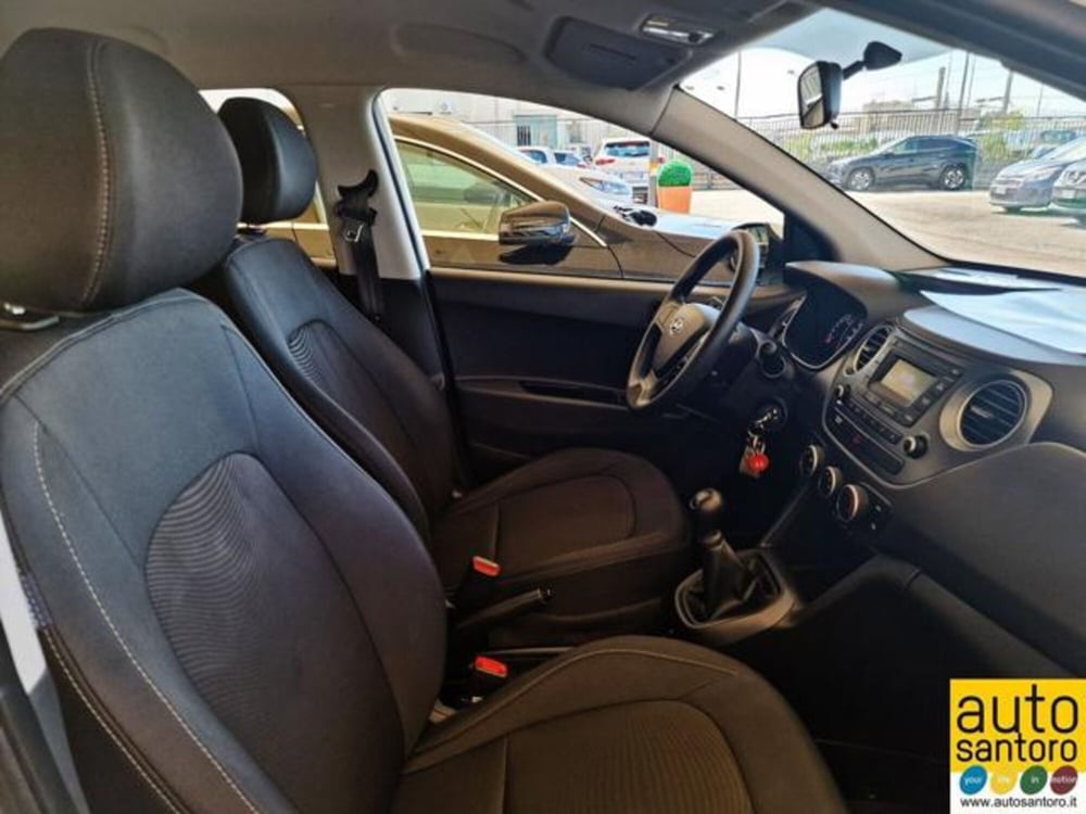 Hyundai i10 usata a Salerno (18)