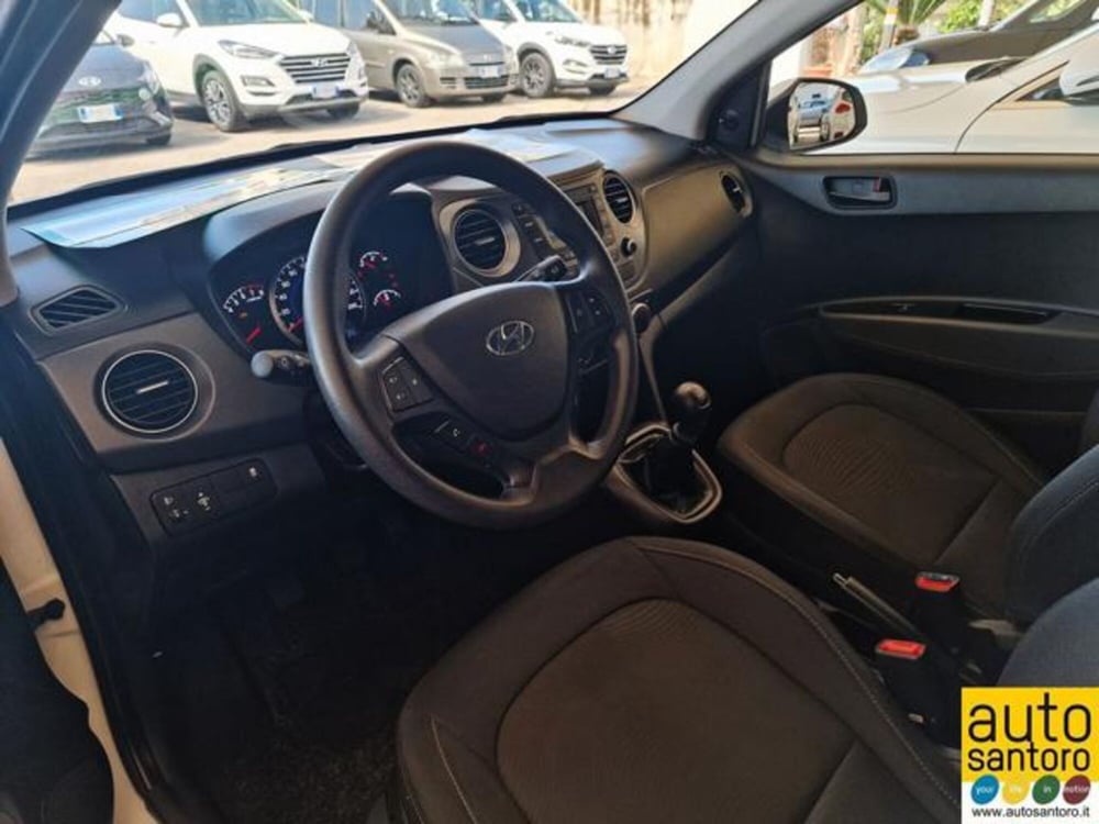 Hyundai i10 usata a Salerno (9)