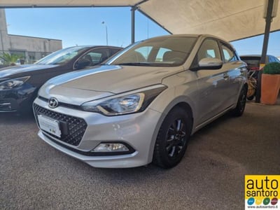 Hyundai i20 1.2 5 porte Blackline del 2018 usata a Salerno