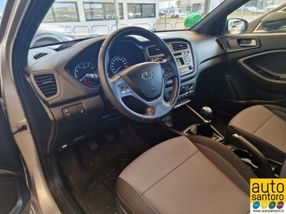 Hyundai i20 usata a Salerno (11)