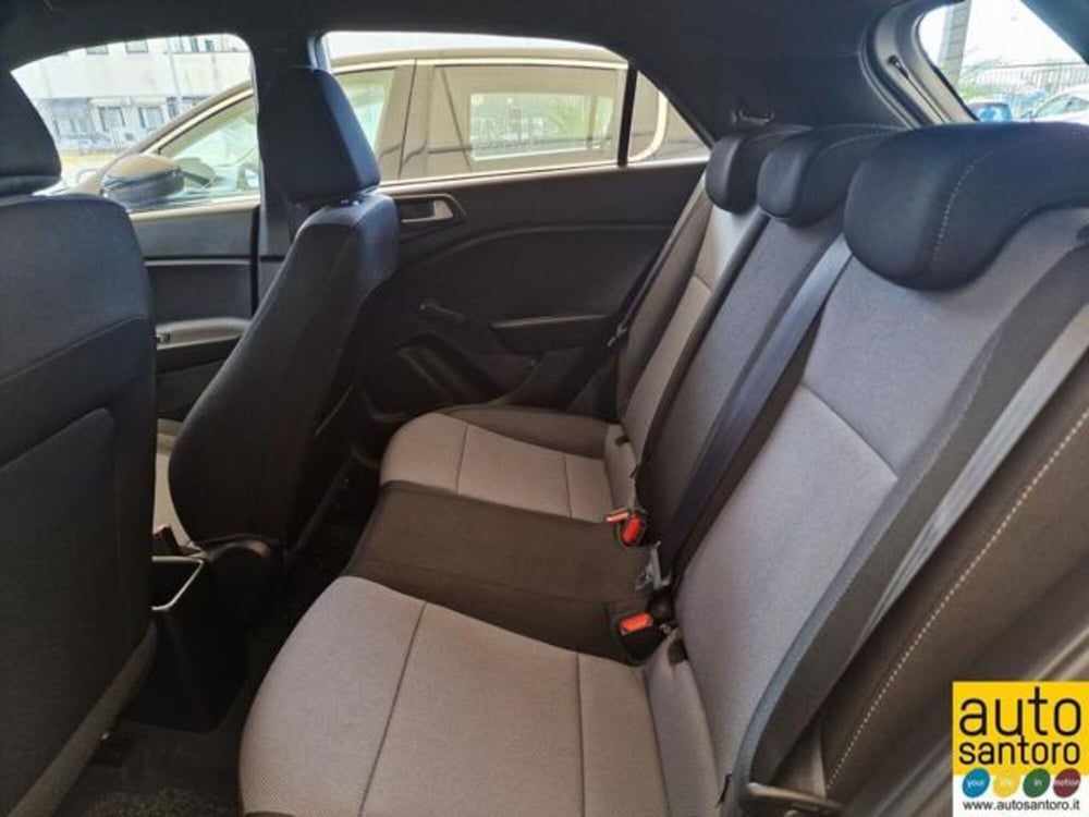 Hyundai i20 usata a Salerno (15)