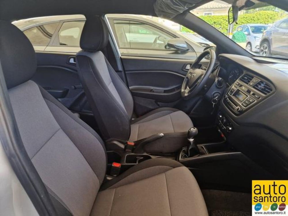 Hyundai i20 usata a Salerno (19)