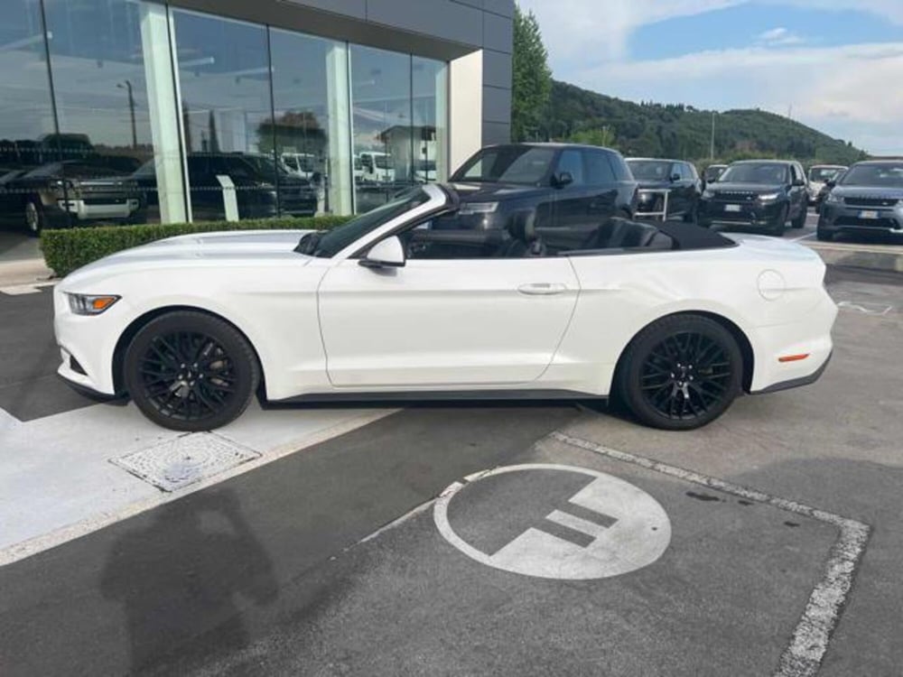 Ford Mustang Cabrio usata a Lucca (4)