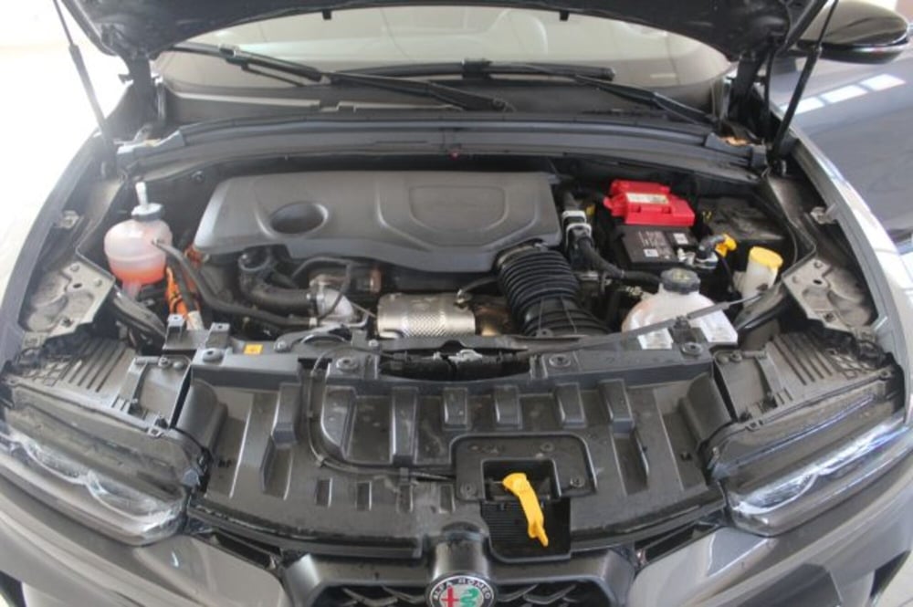 Alfa Romeo Tonale usata a Terni (20)