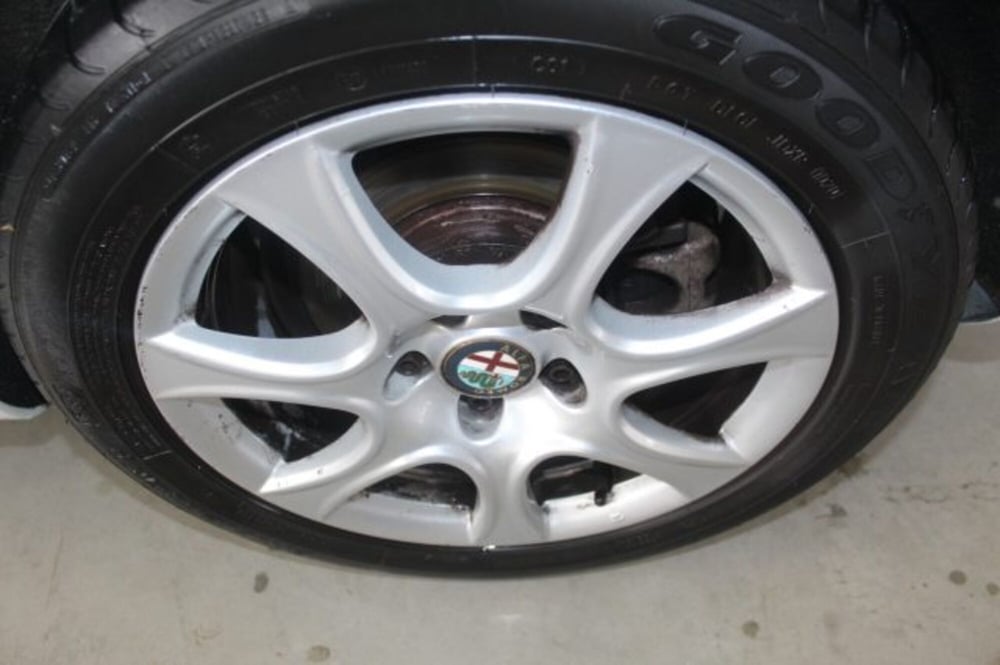 Alfa Romeo Giulietta usata a Terni (15)