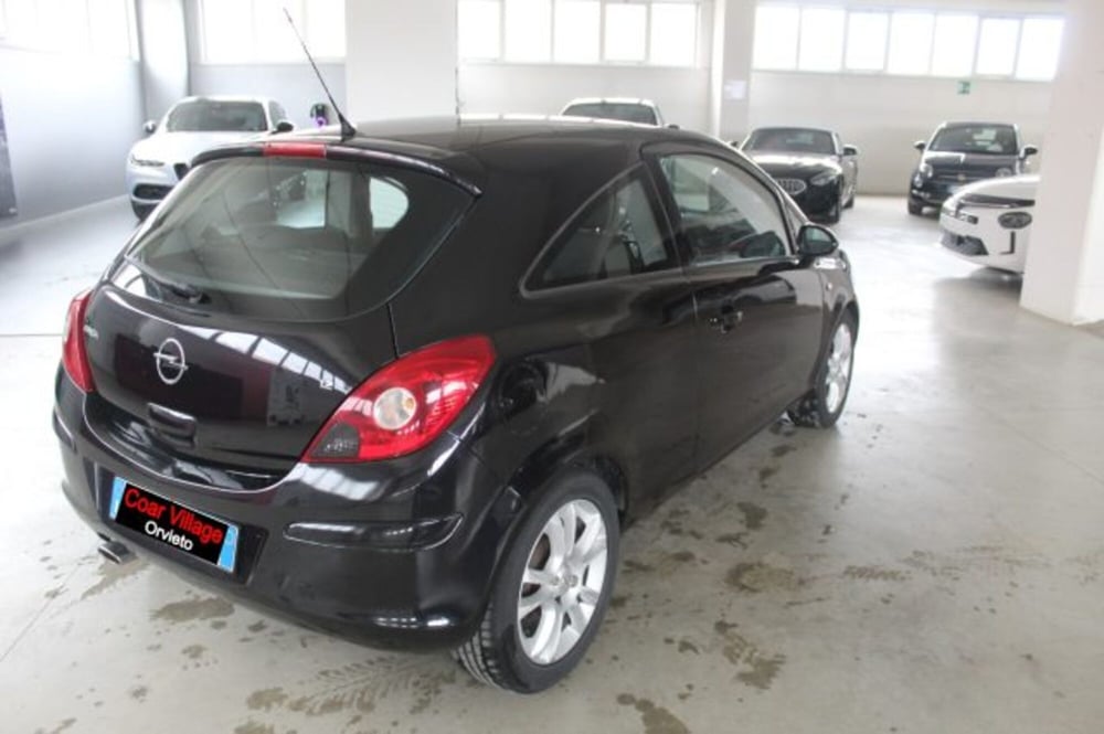 Opel Corsa usata a Terni (4)
