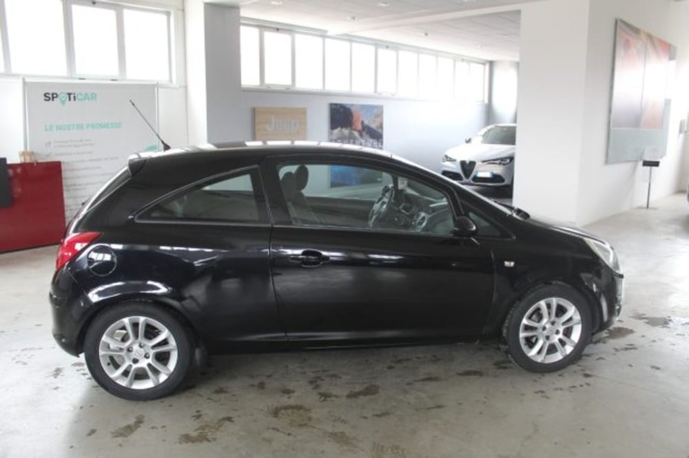 Opel Corsa usata a Terni (6)