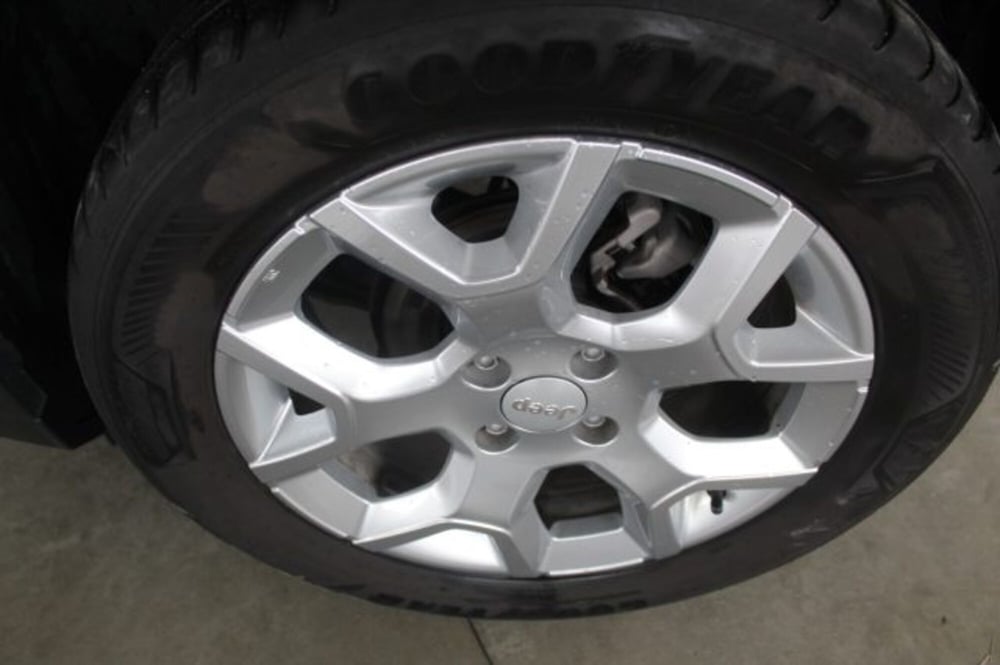 Jeep Avenger usata a Terni (15)