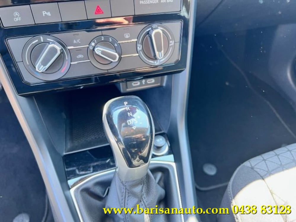Volkswagen T-Cross usata a Treviso (11)