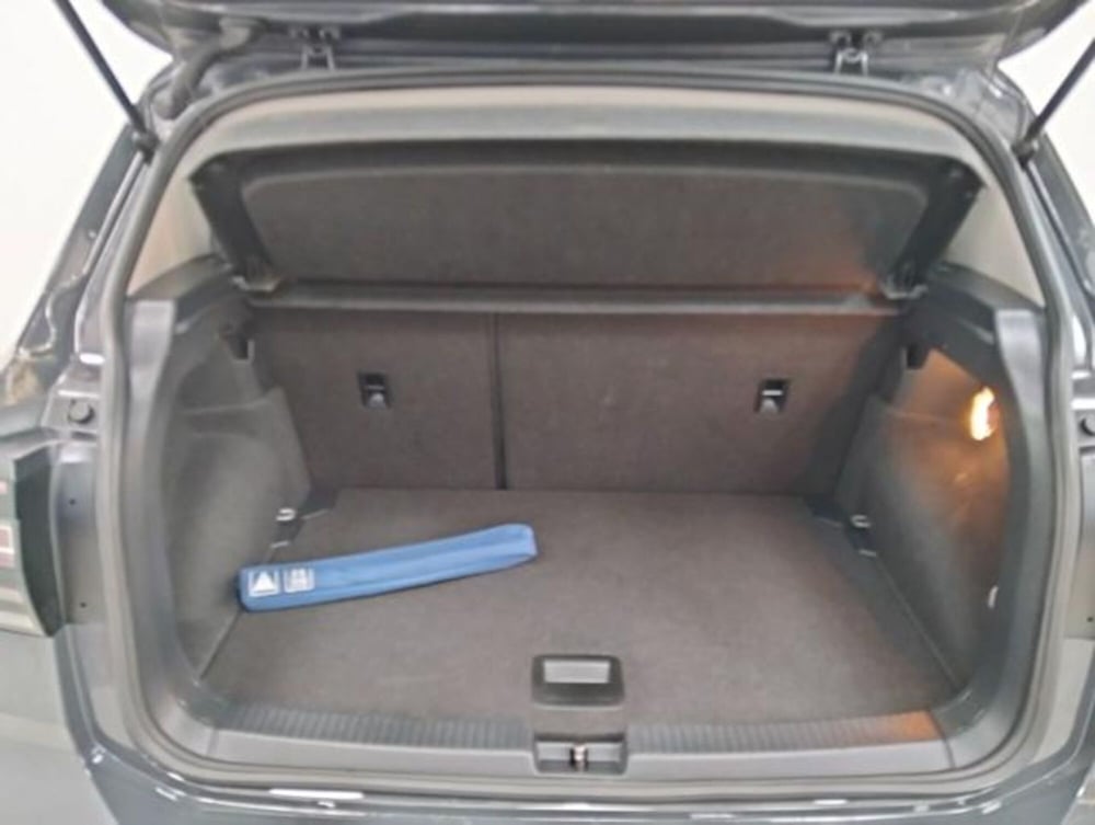Volkswagen T-Cross usata a Como (18)
