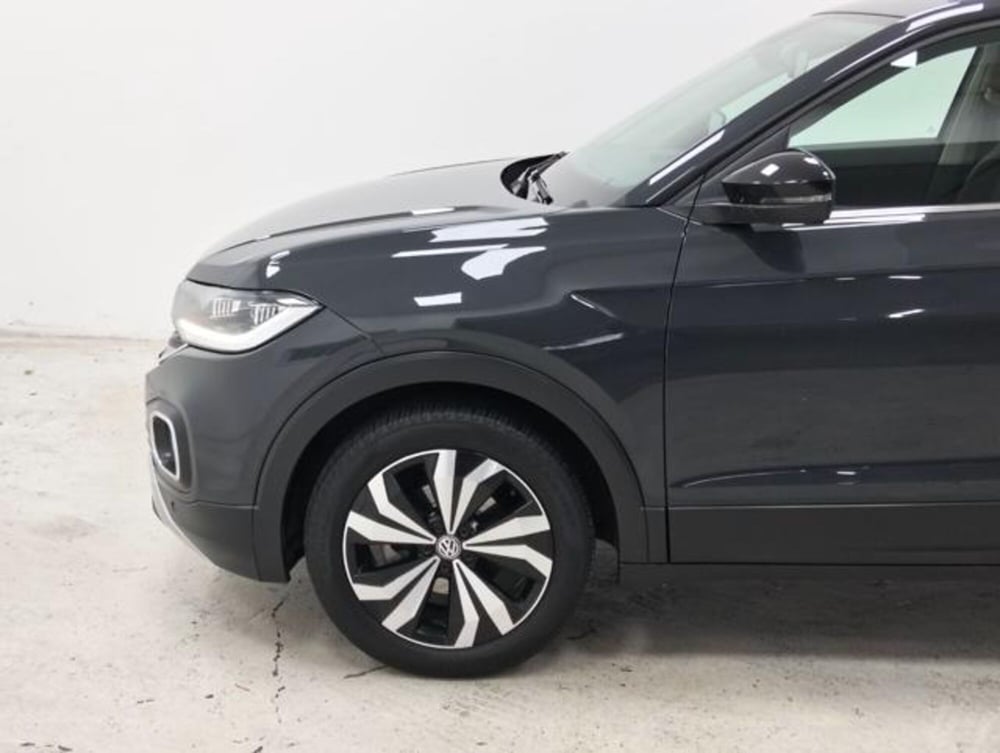 Volkswagen T-Cross usata a Como (9)