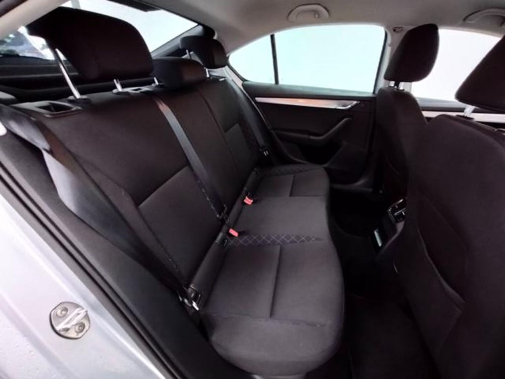 Skoda Octavia usata a Como (4)