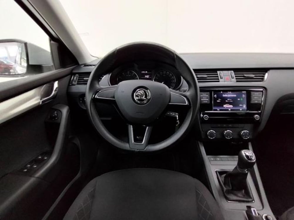 Skoda Octavia usata a Como (8)