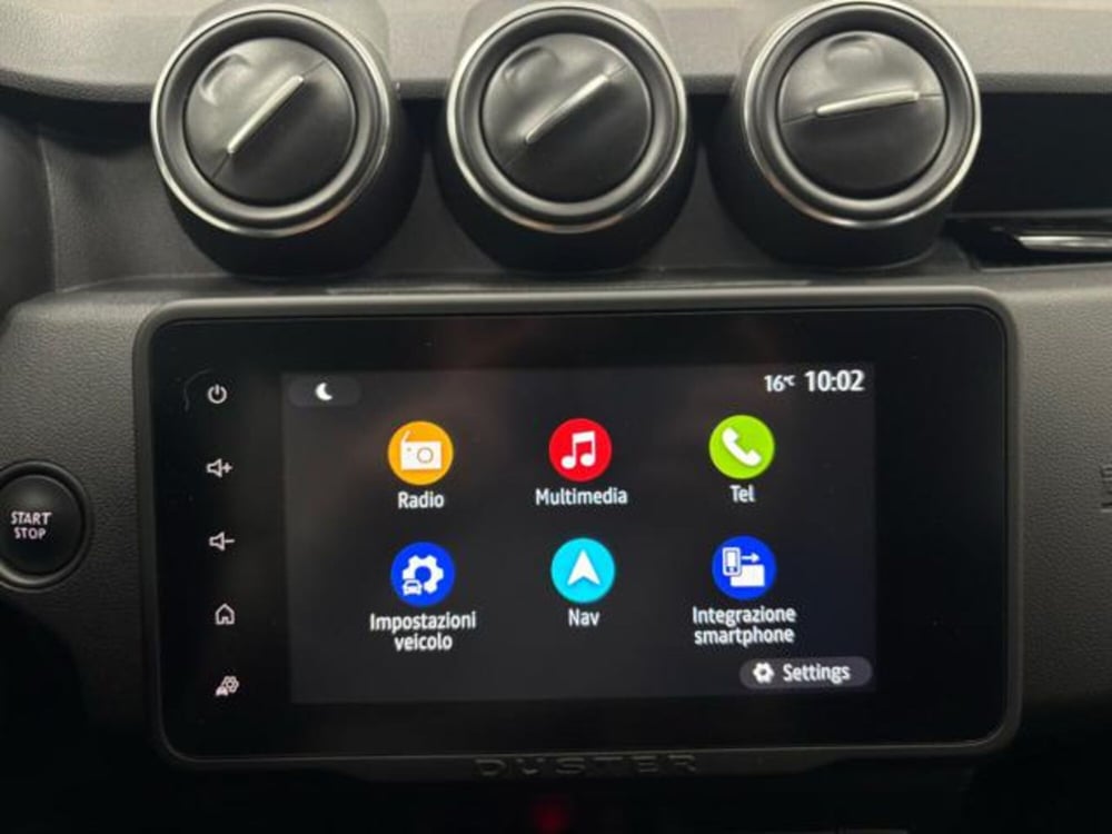 Dacia Duster usata a Como (14)