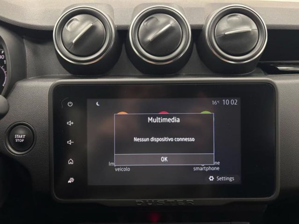 Dacia Duster usata a Como (15)