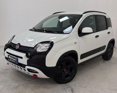 Fiat Panda Cross 1.0 firefly hybrid Cross s&amp;s 70cv 5p.ti del 2024 usata a Lurate Caccivio