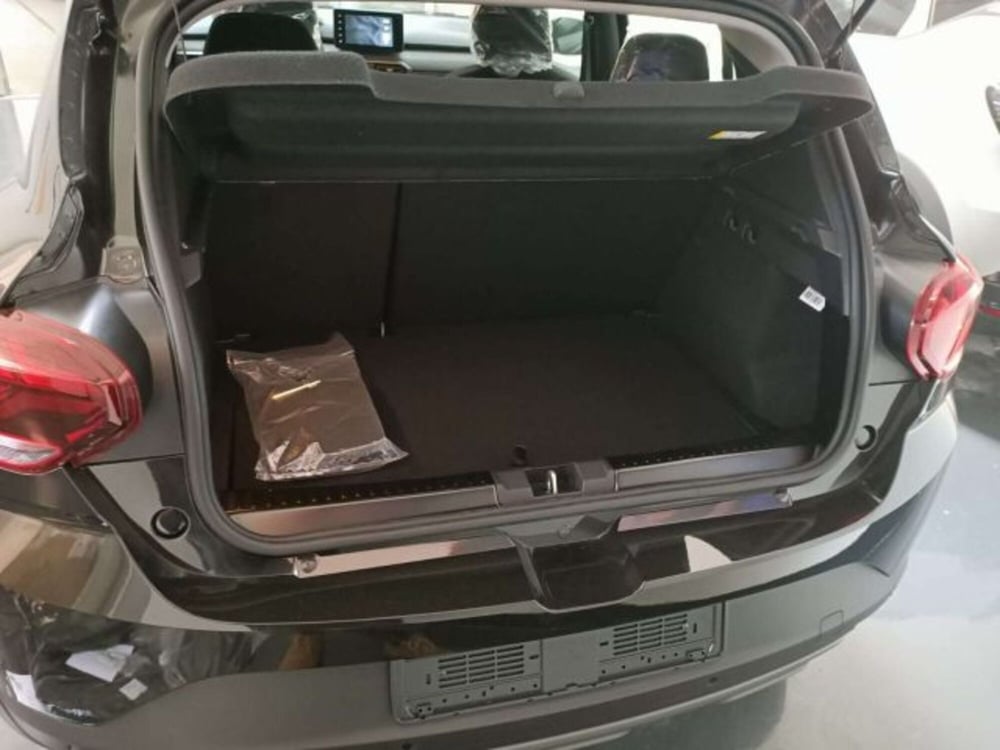 Dacia Sandero Stepway nuova a Firenze (5)