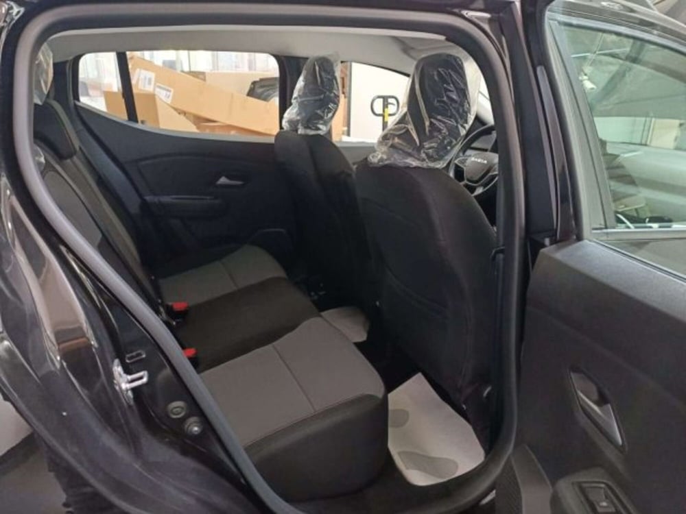 Dacia Sandero Stepway nuova a Firenze (6)