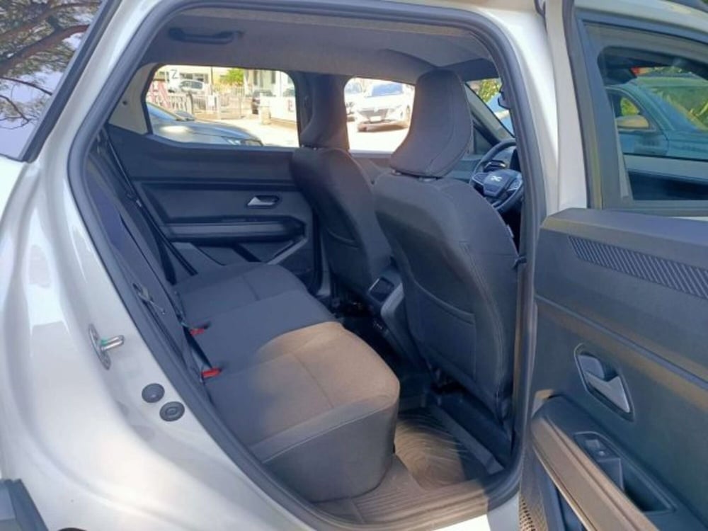 Dacia Duster usata a Firenze (13)