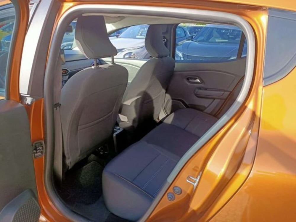 Dacia Sandero usata a Firenze (10)