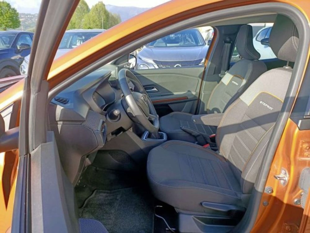Dacia Sandero usata a Firenze (14)