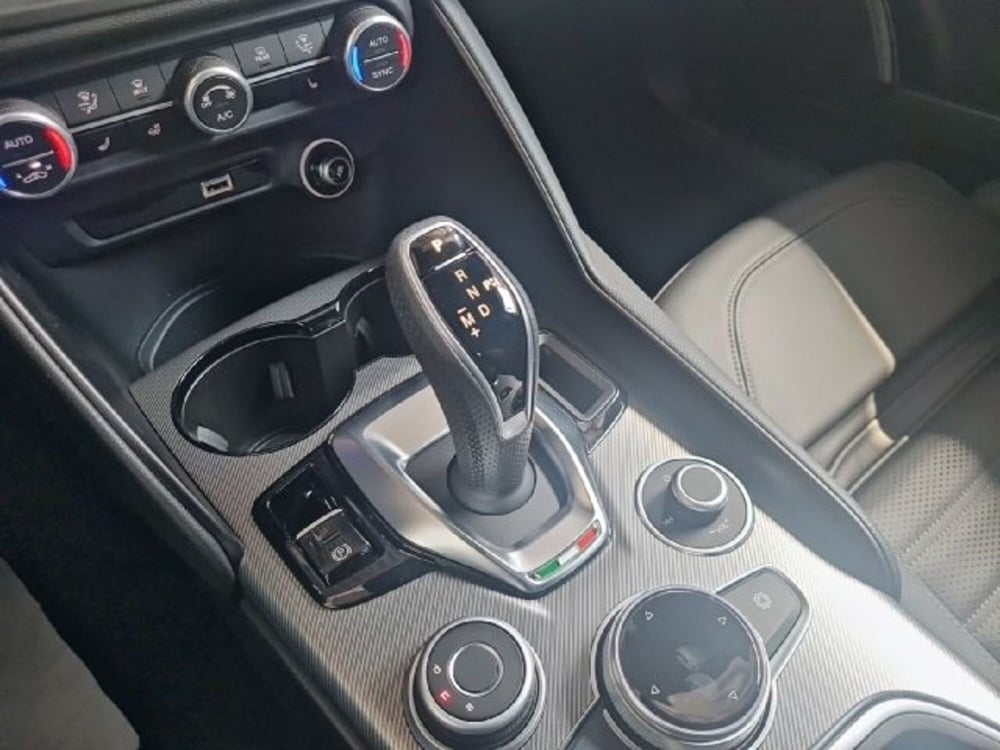 Alfa Romeo Giulia nuova a Monza e Brianza (18)