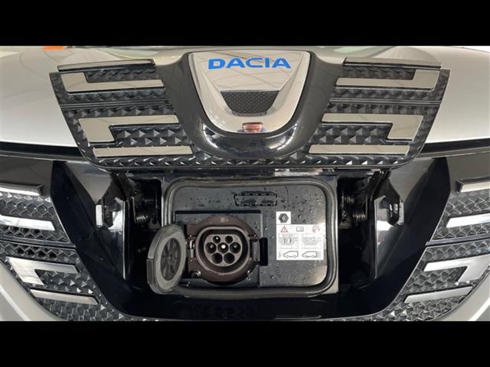 Dacia Spring usata a Varese (14)