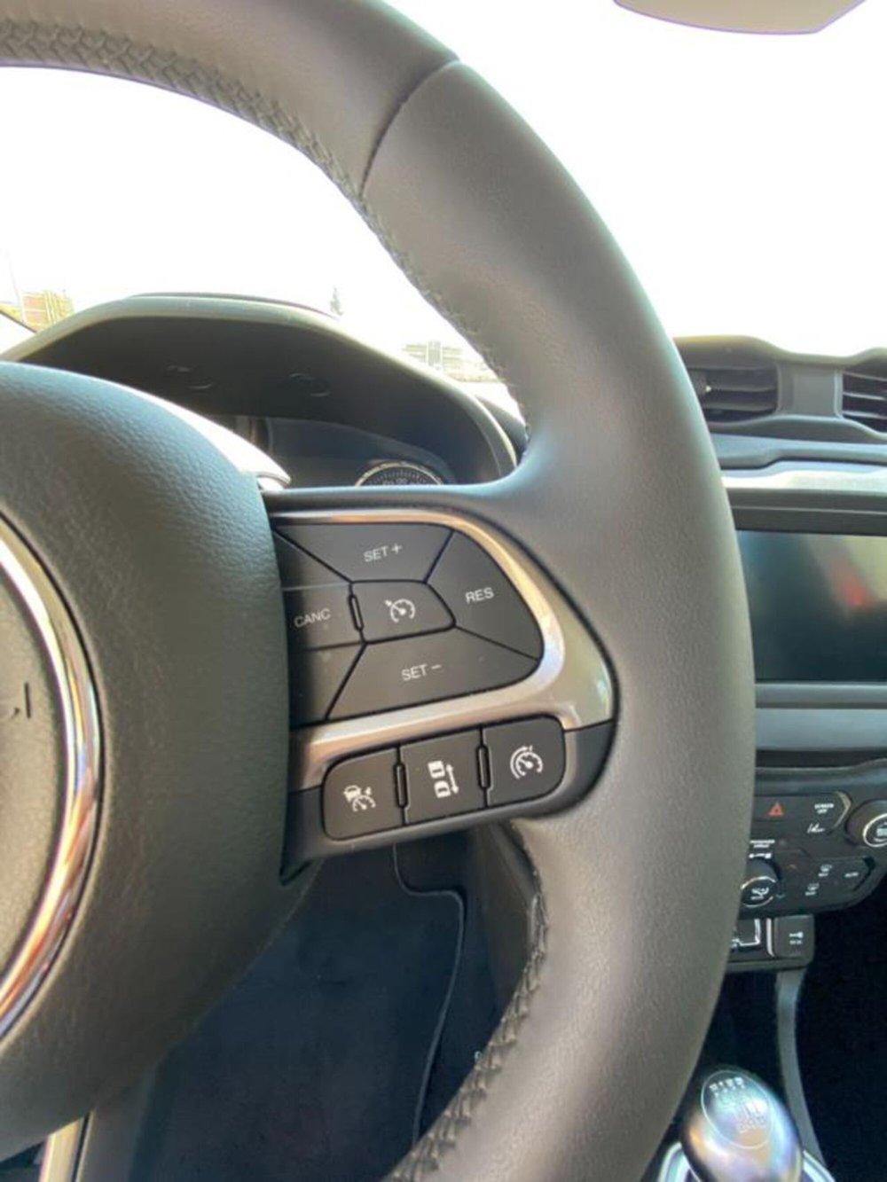 Jeep Renegade usata a Firenze (11)