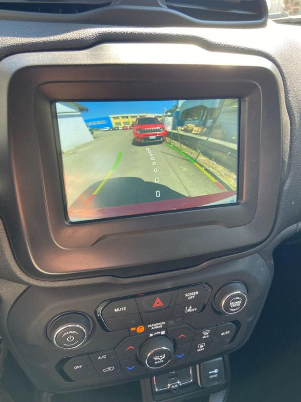 Jeep Renegade usata a Firenze (16)