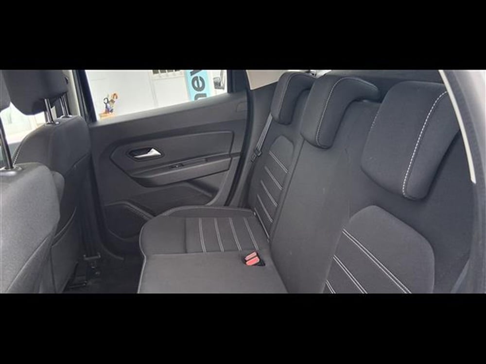 Dacia Duster usata a Firenze (11)