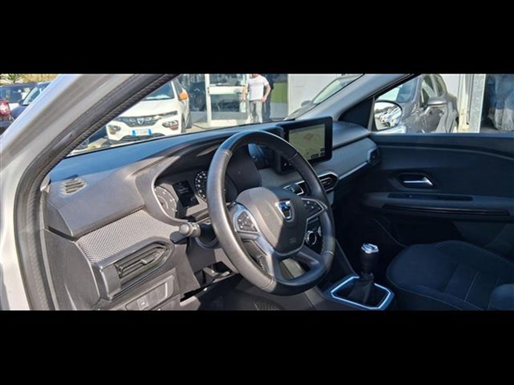Dacia Jogger usata a Firenze (7)