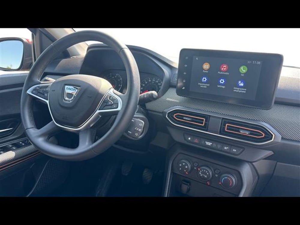 Dacia Sandero usata a Padova (7)
