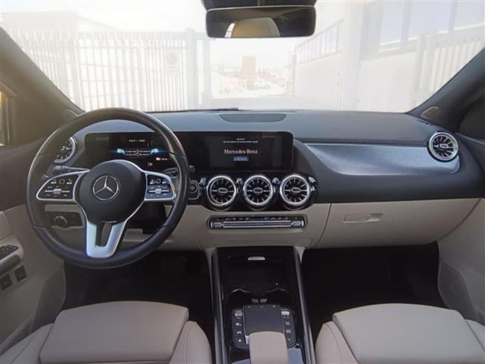 Mercedes-Benz GLA SUV usata a Livorno (10)
