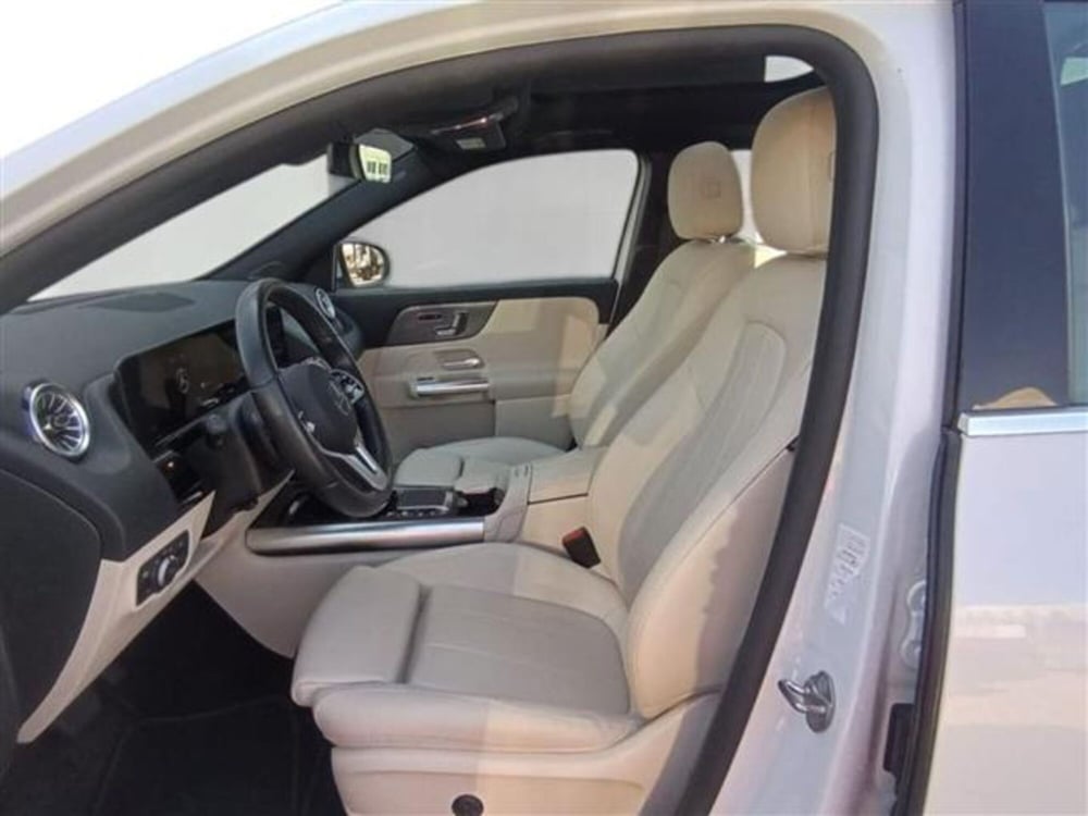 Mercedes-Benz GLA SUV usata a Livorno (9)