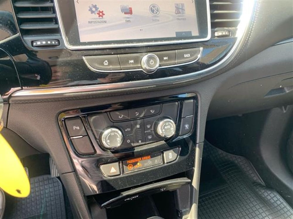 Opel Mokka usata a Asti (12)