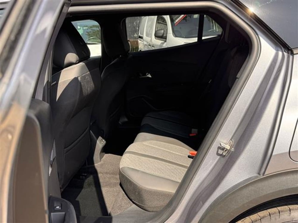 Peugeot 2008 usata a Pavia (8)